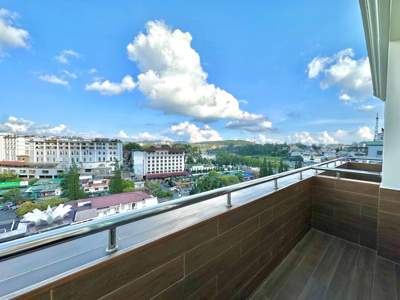 Tulip Hotel 2 Da Lat Exterior photo