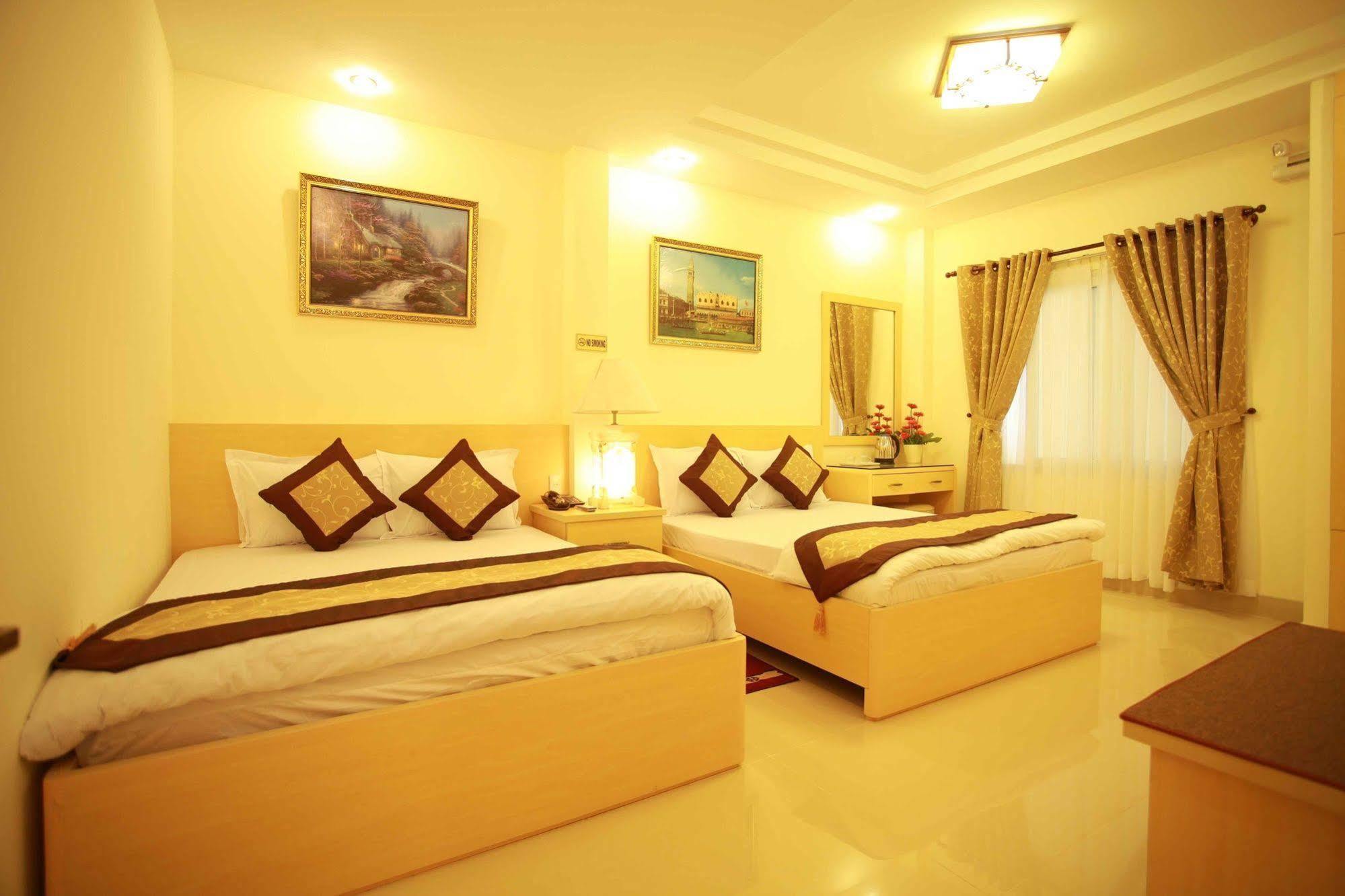 Tulip Hotel 2 Da Lat Exterior photo